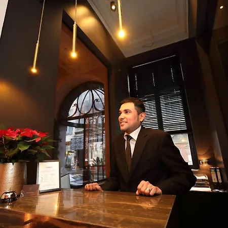 Harmon House - & Hotel Brussels